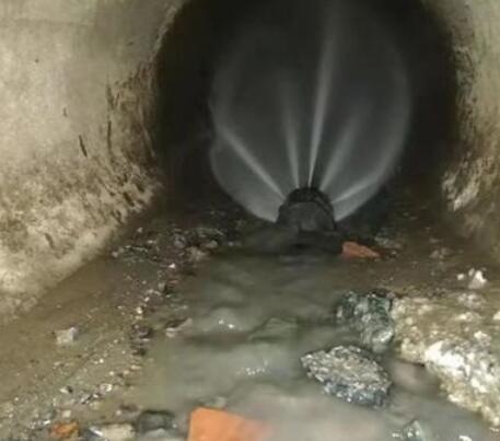 横栏镇市政管道清淤